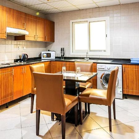 Icon Hotel Apartments Dubai Bagian luar foto
