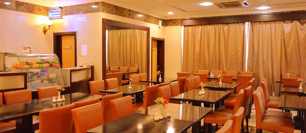 Icon Hotel Apartments Dubai Bagian luar foto