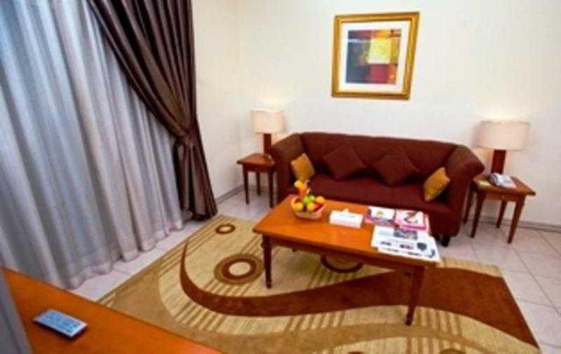 Icon Hotel Apartments Dubai Bagian luar foto