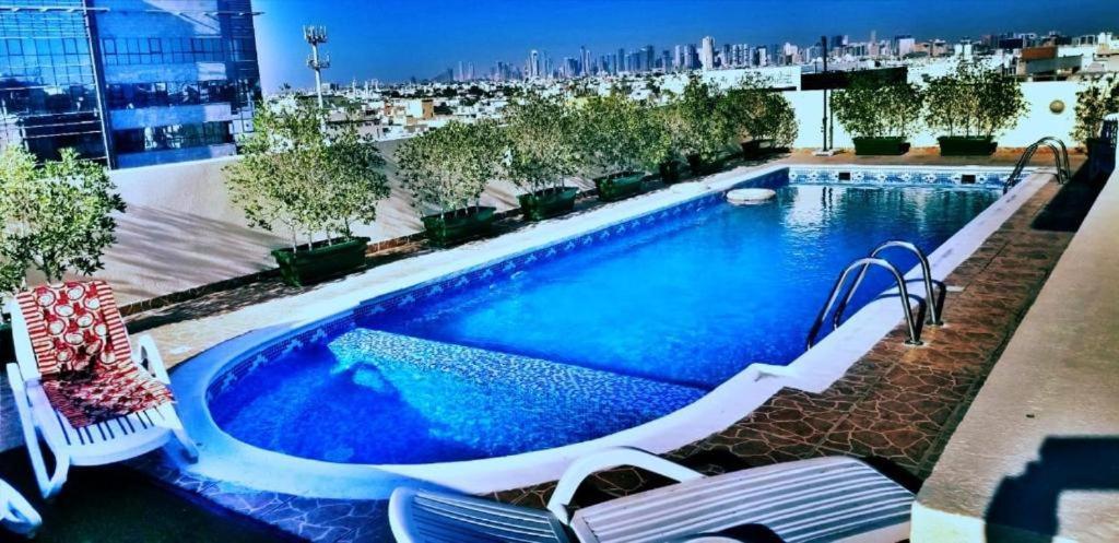 Icon Hotel Apartments Dubai Bagian luar foto