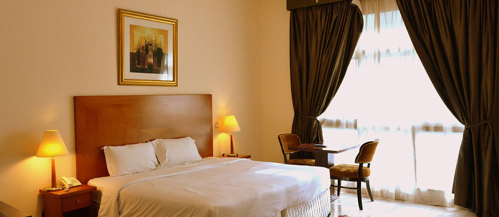 Icon Hotel Apartments Dubai Bagian luar foto